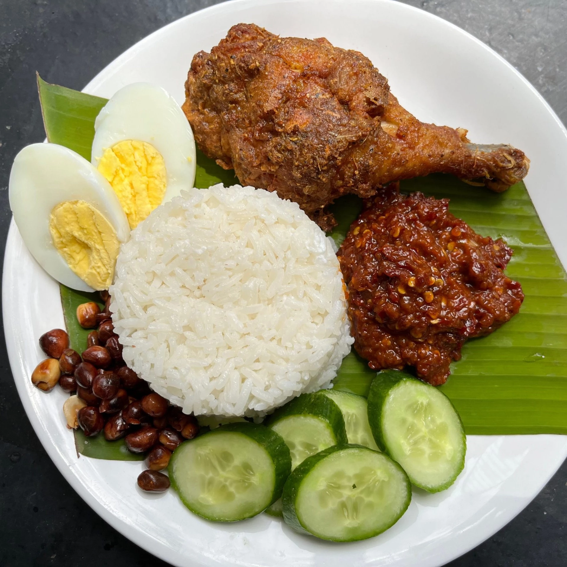 Nasi Lemak Ayam Goreng